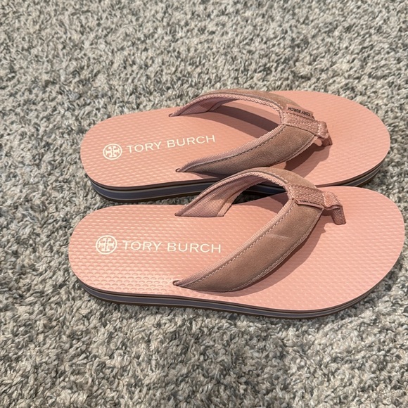 Tory Burch pink flip flops- size 8 - Picture 2 of 7